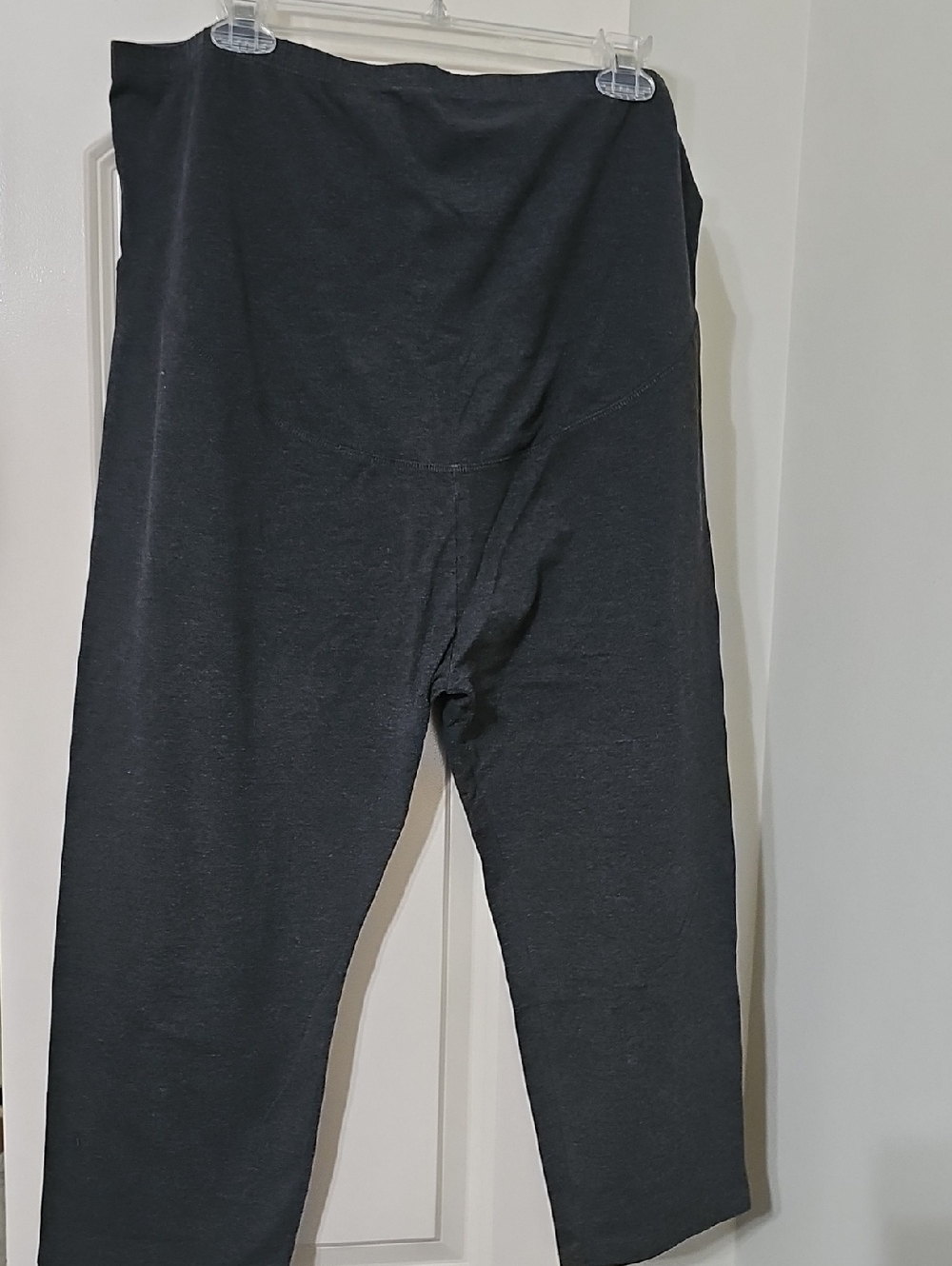 oh! mamma 2x Charcoal Maternity Capri Leggings